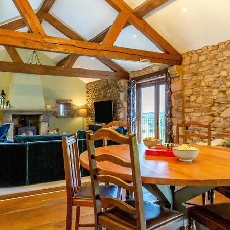 5 Bed In Oc-r35029 * Branthwaite