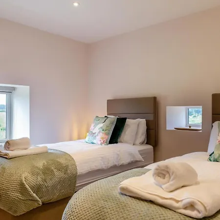 5 Bed In Oc-r35029 Branthwaite